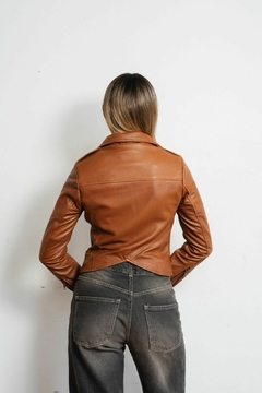 Campera Kylie - Dulce de leche en internet