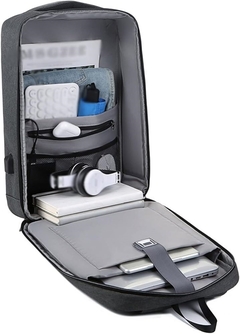 Imagen de Mochila EXO TechGuard X7 Porta Notebook Antirrobo Puerto USB y Candado