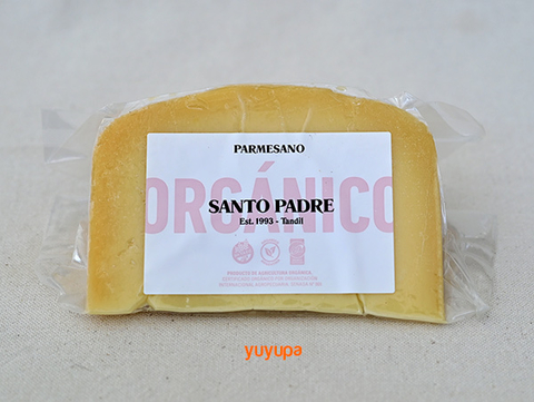 Queso Parmesano Orgánico ´´Santo Padre´´(Cuña de 300 Gr. Aprox)