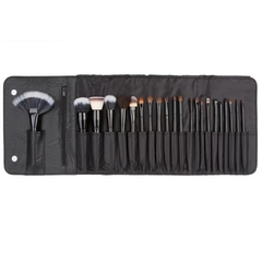 22 Piece Brush Set Coastal Scents