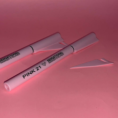 Delineador en fibra Pink 21 con stencil - comprar online