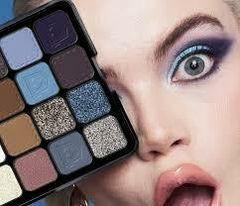 Paleta Ultimate-Mely - MARIA LISAN MAKE UP STORE