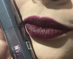 Labial líquido cremoso- Creme lip Obsidian en internet