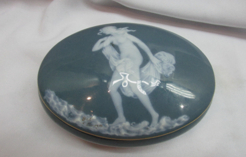 dama de la mitología griega helénica. Porcelana fría Francia único arte siglo XIX