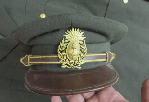 Chaqueta interesante para un oficial del ejército argentino 1960 cuero - tienda online