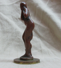 Figura mitológica atribuida a Clio Hinton Hueneker Bracken en bronce 1899 - comprar online