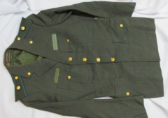 Interesante chaqueta de capitán del ejército argentino sastre militar 1960 en internet