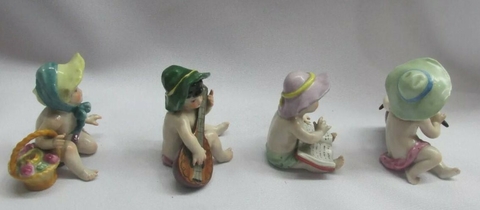 4 niños de fina colección de porcelana antigua - Polo Antiguo - Antigüedades en Argentina