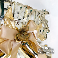 Cartel Colgante XL Merry Christmas con Campanas Champagne - El Rey de la Navidad