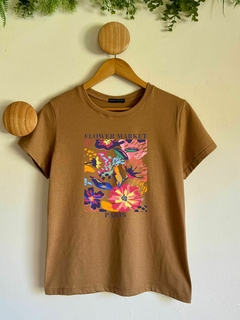 Remera básica FLOWER MARKET - tienda online