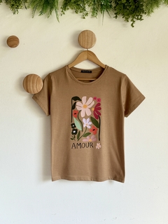 Remera básica AMOUR - tienda online