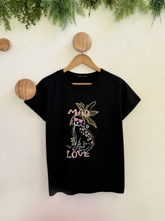 Remera básica MAD LOVE en internet