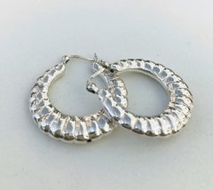 Argollas grandes infladas labradas - plata 925