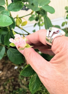 Anillo macizo con piedra cuarzo rosa - plata 925 en internet