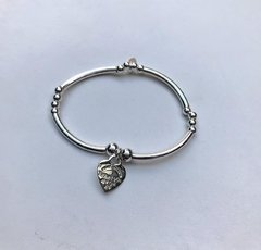 Pulsera elastizada con cuentas y corazón - plata 925