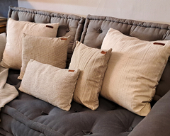 Promo Pack Premium n,44 de almohadones decorativos sustentables con funda - tienda online