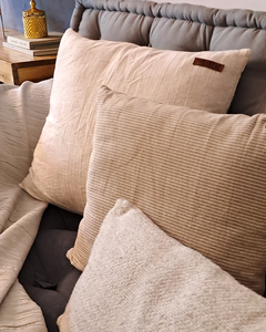 Imagen de Promo Pack Premium n,44 de almohadones decorativos sustentables con funda