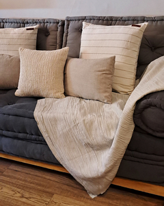 Promo Pack n,2 de almohadones decorativos sustentables con funda - FENIX manufactura de muebles