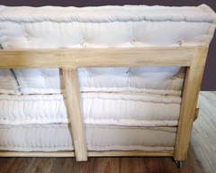 Base de colchón con respaldo Sendai whells madera sustentable en internet