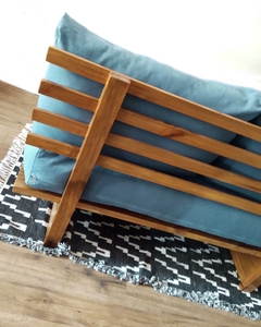Sillón Ikigai sustentable en madera y textil en internet