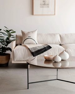 Sillón Cushion 2 cuerpos sustentable en madera y textil fibras naturales en internet