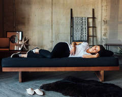 Base de colchón Osaka madera sustentable - FENIX manufactura de muebles