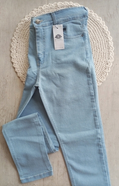 Jeans Chupin Celeste Prelavado - Clara