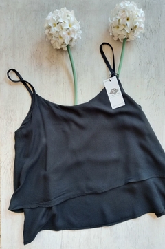 Musculosa de Crepe - BETINA - comprar online