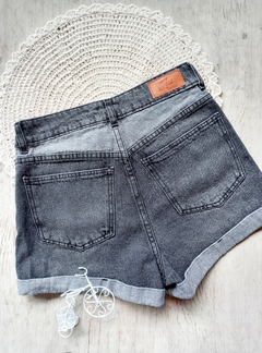 Short Jeans Mom - NEGRO - comprar online