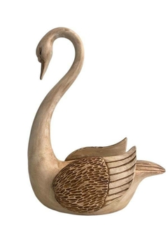 3010 - CISNE PINT MAD C/DET MT 45X33CM