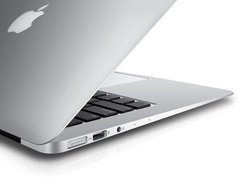 Reembalado - Macbook Air Md711bz/a Alumínio, Intel Core I5, 4 Gb, SSD 128 Gb, LED 11.6" Os X Mountai - comprar online