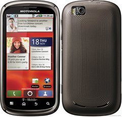 celular Motorola Cliq 2 MB611, processador mediano de 1Ghz Single-Core, Bluetooth Versão 2.1, Android 2.3.4 Gingerbread, Quad-Band 850/900/1800/1900