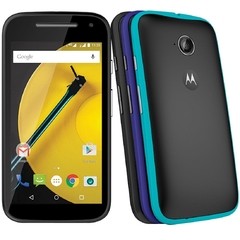 Smartphone Motorola Moto E 2ª Geração XT-1514 16GB Preto Dual Chip Android 5 Lollipop 4G Wi-Fi Quad-Core 16GB Tela 4.5" e 2 Motorola Band - comprar online