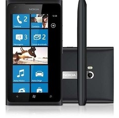 Nokia Lumia 900 Preto com Windows Phone, Câmera 8MP, Internet Explorer 9, 3G, Wi-Fi, Bluetooth, Pacote Office e Fone de Ouvido