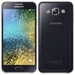 SMARTPHONE Samsung Galaxy E5 Duos 4G SM-E500F, processador de 1.2Ghz Quad-Core, Bluetooth Versão 4.0, Android 4.4.4 KitKat, Quad-Band 850/900/1800/1900