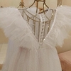 Dress Vintange Branco Poá Sob-Medida de 1 à 12 anos sem babados franzidos na barra - plumas em v frente e costas ref. lm0651