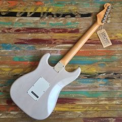 FENDER Custom Shop Pro Closet Classic Pine Stratocaster en internet