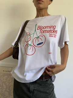 Remera Blooming Tomatoes (Rm1475) - tienda online