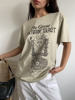 Remera The Great Esoteric Tarot (Rm1475) en internet