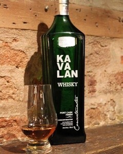 Whisky Single Malt Kavalan Port Cask Finish Origen Taiwan. - comprar online