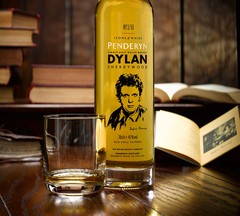 Whisky Single Malt Penderyn Dylan Sherry Wood Origen Gales. - comprar online