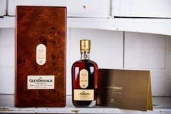 Imagen de The Glendronach 25 Años Old Grandeur Single Malt.