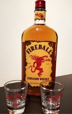 Whisky Fireball Cinnamon Con Canela + 2 Shots Origen Canada. - comprar online
