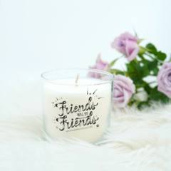 Vela - Friends will be Friends - ENUNPUNTO tazas y vasos de diseño