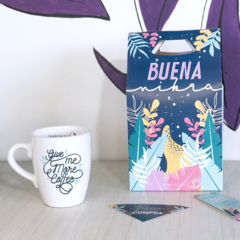 Taza Bombé - Give me more coffee - ENUNPUNTO tazas y vasos de diseño