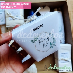 Kit de Toilette Femenino Premium [Pedilo con tu diseño favorito] en internet