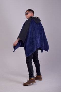 Buzo Poncho SAM.23 | Azul - comprar online