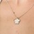 collar con dije plata, flor gardenia, Dolores Ortega, joyas, silver necklace with flower