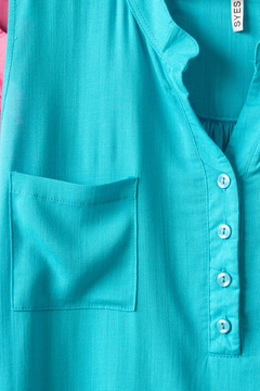 Blusa MAITE, Blusa de lino elastizado de cuello mao sin mangas y con bolsillo plaqué - tienda online