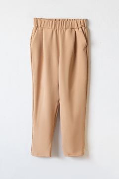 Pantalón EMILY, Pantalón con cintura ancha y pinzas en el delantero - tienda online